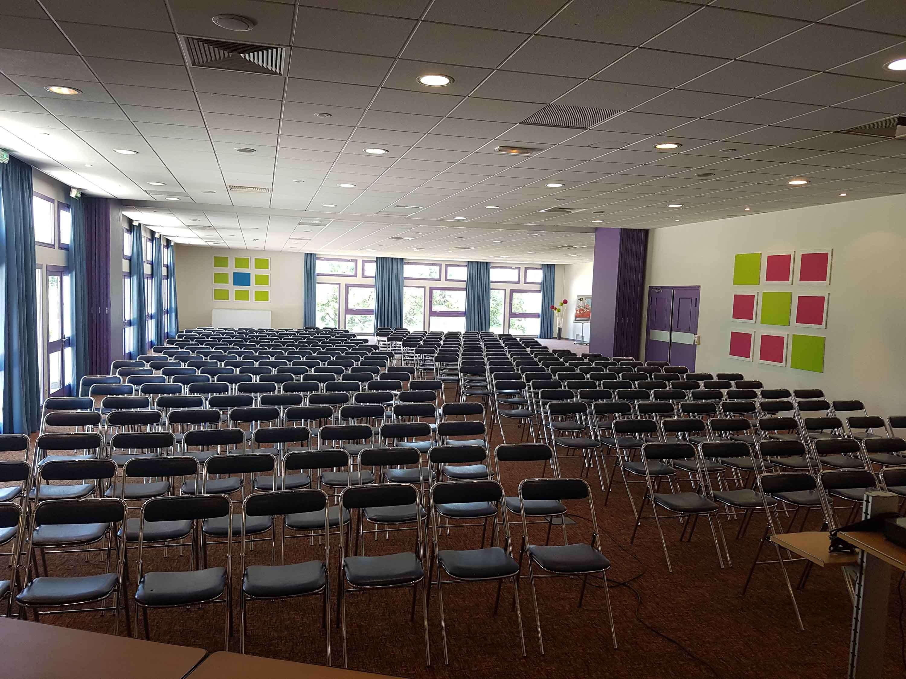 Ibis Styles Arles Palais Des Congres Hotel Bagian luar foto